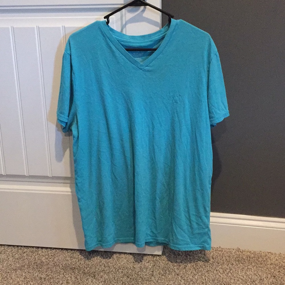 Blue men’s XL AM EAGLE Vneck